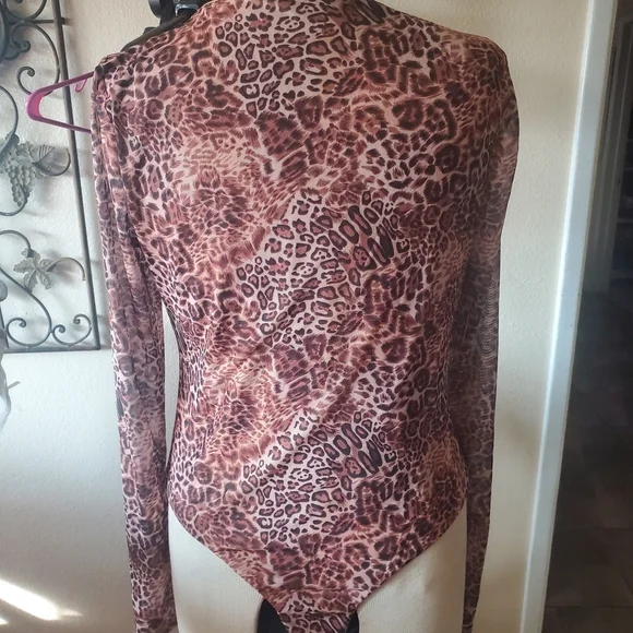 Princess Polly Leopard Print Bodysuit - Picture 5 of 10